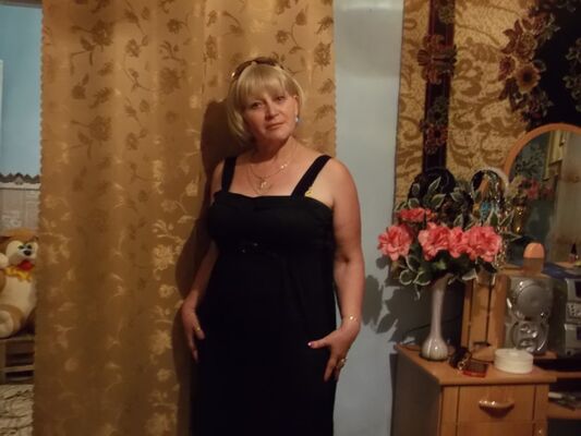  ,   Scarllet, 61 ,     , c 