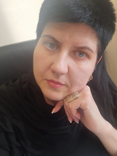  ,   Olga, 49 ,   c 