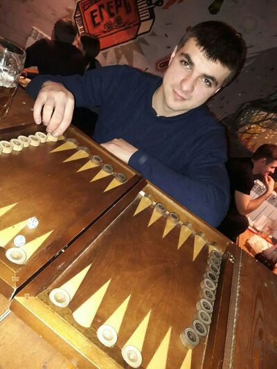  ,   Viktor, 34 ,   , 