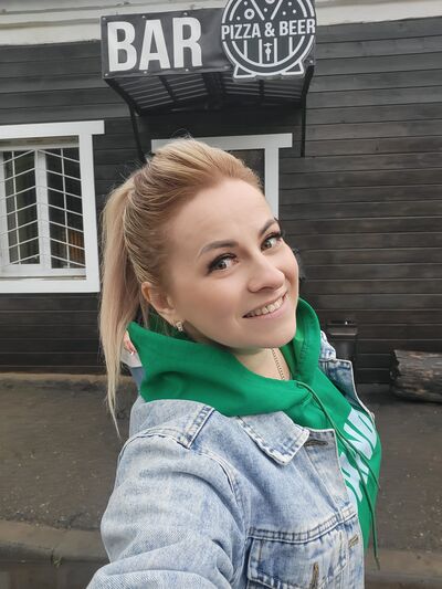  ,   Marina, 39 ,  