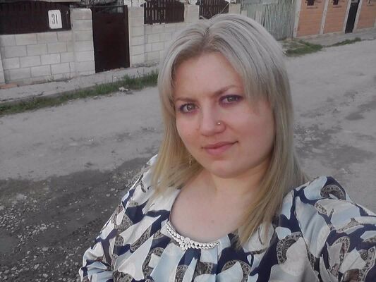  ,   Marina, 41 ,  