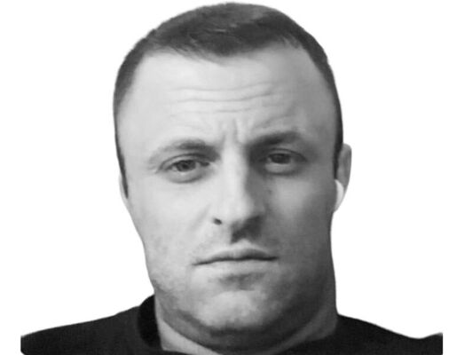  ,   Andrzej, 40 ,   ,   , c , 