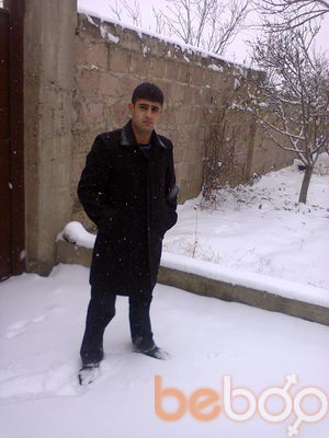 ,   Artur, 35 ,   