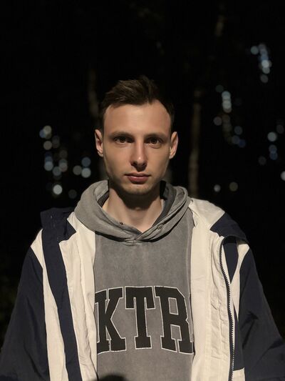  ,   Adrian, 25 ,   ,   