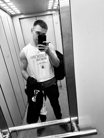  ,   Vanya, 26 ,   ,   , c , 