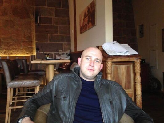  Glinde,   Leoleoleo, 40 ,   ,   