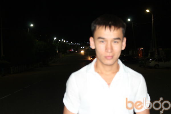  ,   Maks, 32 ,   