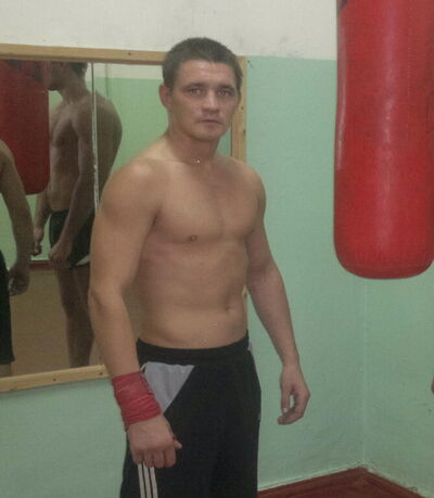  ,   Viktor, 35 ,   , c , 