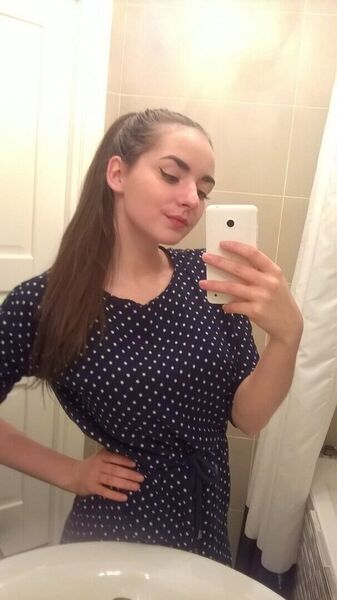  ,   Anna, 25 ,   ,   , c , 
