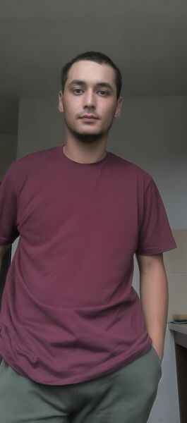  ,   Viktor, 26 ,   ,   