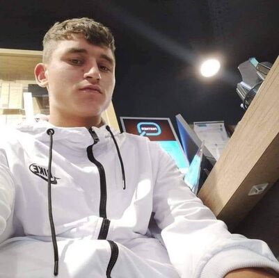  ,   Radu, 22 ,   ,   