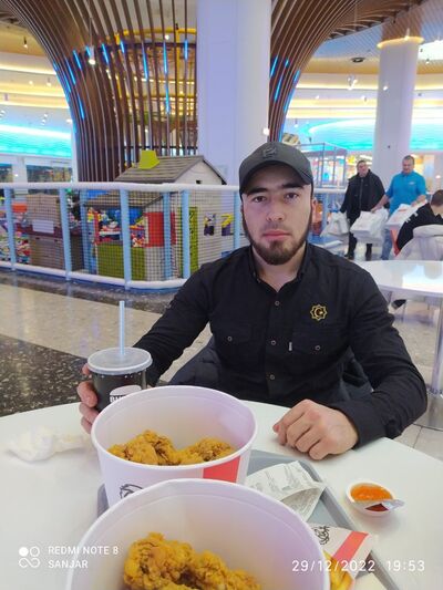  ,   Azikjhan, 26 ,   ,   