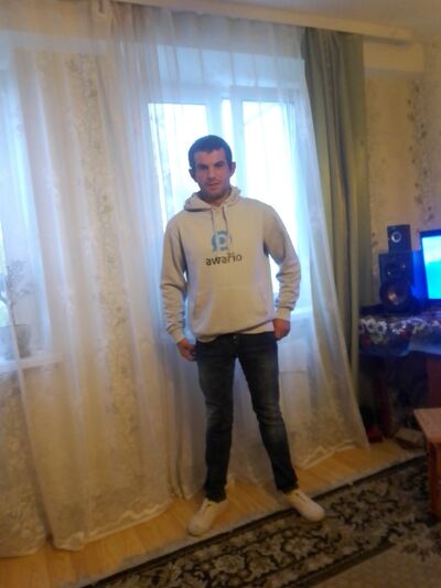  ,   Zhenya, 40 ,   ,   