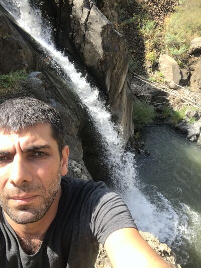  ,   Hayk, 46 ,   ,   