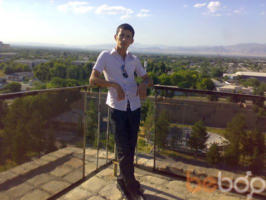  ,   Vahob, 39 ,  