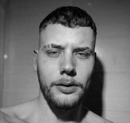  ,   Marius, 24 ,   