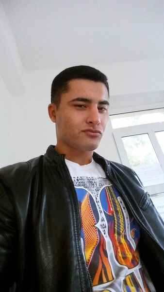  ,   Akmal, 33 ,   ,   , c 