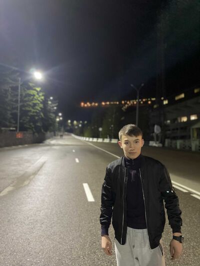  ,   Meyirbek, 25 ,   ,   