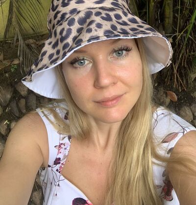  ,   Olga, 37 ,   ,   
