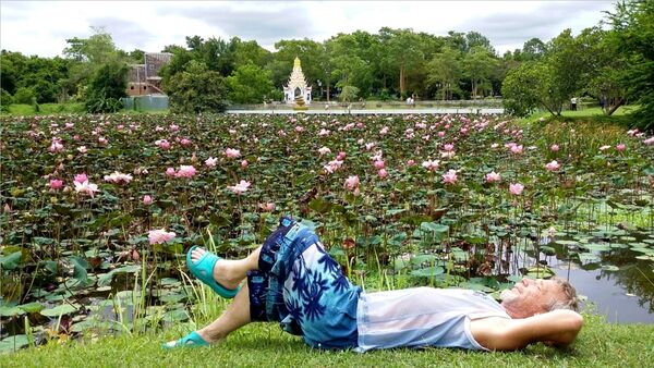  ,   As, 57 ,     , c 