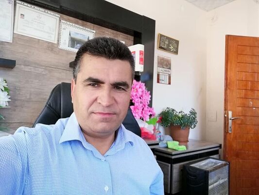  ,   Denis, 60 ,   ,   
