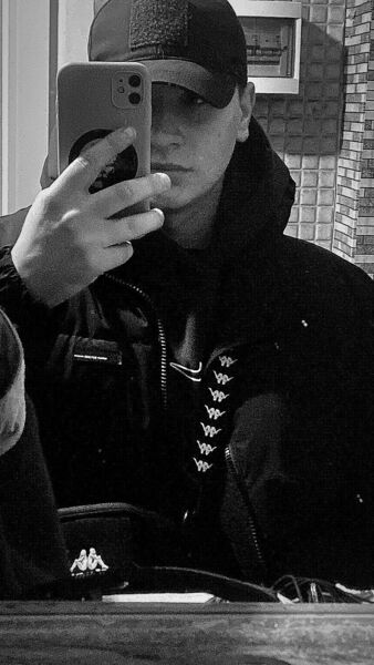  ,   Vadim, 19 ,   ,   