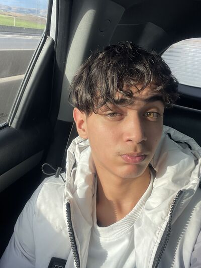  Algiers,   Sadik, 19 ,   ,   