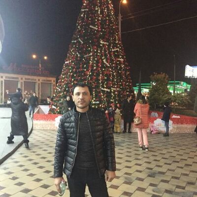  ,   Islom, 40 ,     