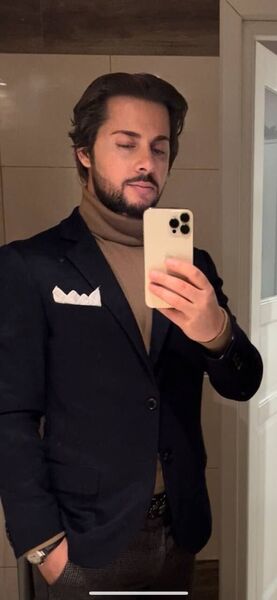  ,   Leonardo, 30 ,   ,   , c , 