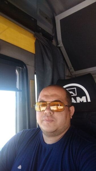  ,   Otabek, 40 ,   ,   