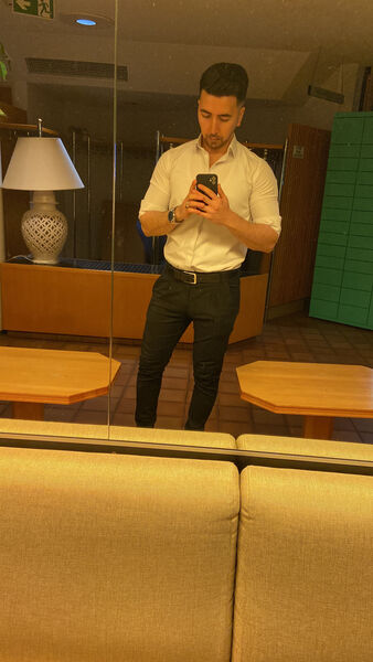  ,   Henri, 26 ,   ,   