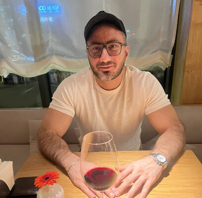  ,   Louis, 37 ,   c 
