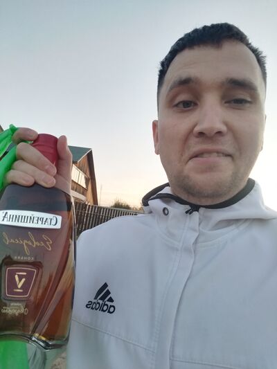  ,   Alex, 30 ,   ,   