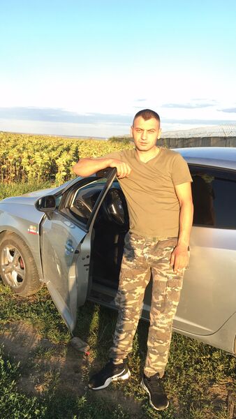  ,   Sergiu, 33 ,   ,   , c , 