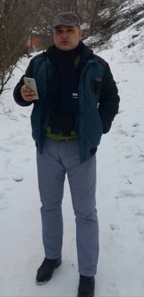  ,   Eli, 44 ,  