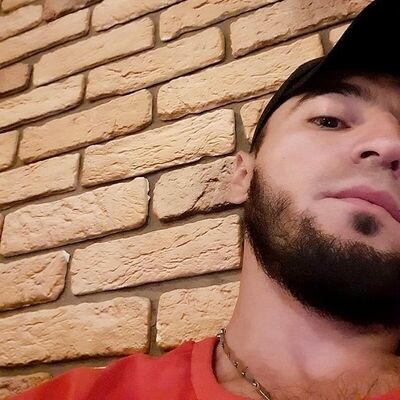  ,   Amir, 31 ,   ,   