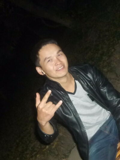  ,   Azamat, 32 ,     , c 