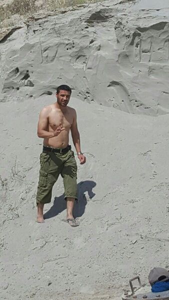  ,   Anvar, 40 ,   ,   , c , 