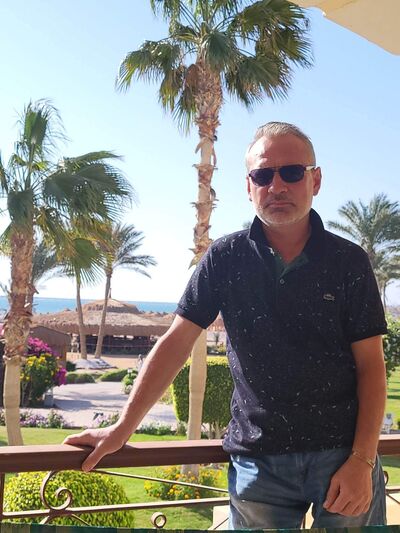  ,   Ets, 44 ,   ,   