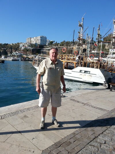  ,   Leo, 61 ,   ,   , c 