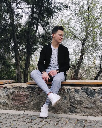  ,   Sam, 27 ,   ,   