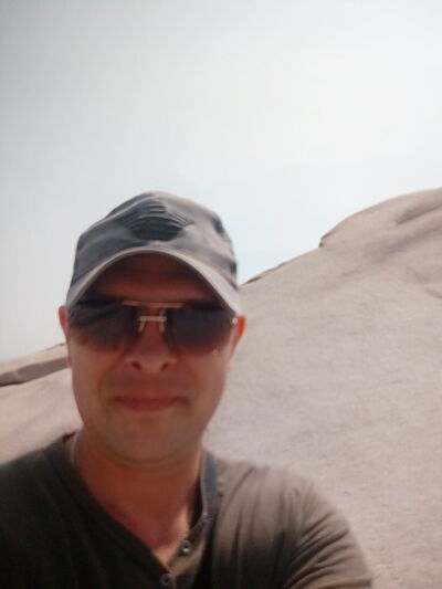  ,   Viktor, 46 ,   ,   , c 