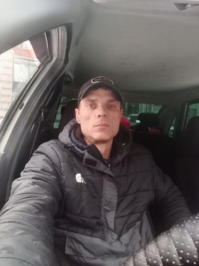  ,   Nikolay, 38 ,   ,   