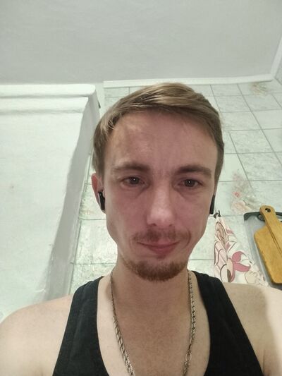  ,   Aleksandr, 32 ,   ,   