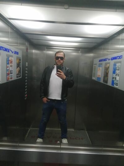  ,   Vladislav, 39 ,   ,   