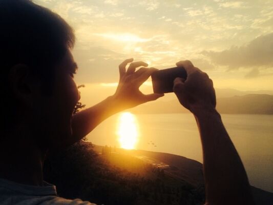  ,   Aziz, 32 ,   ,   , c 