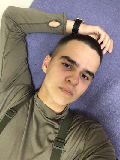  ,   Andrew, 24 ,   ,   