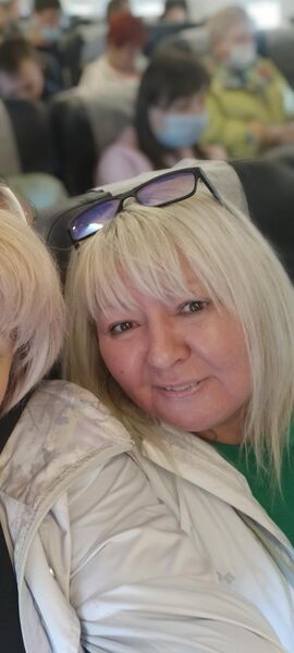  ,   Elena, 50 ,   c 