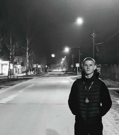  ,   Dmitry, 19 ,   ,   