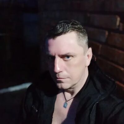  --,   , 42 ,     , c 